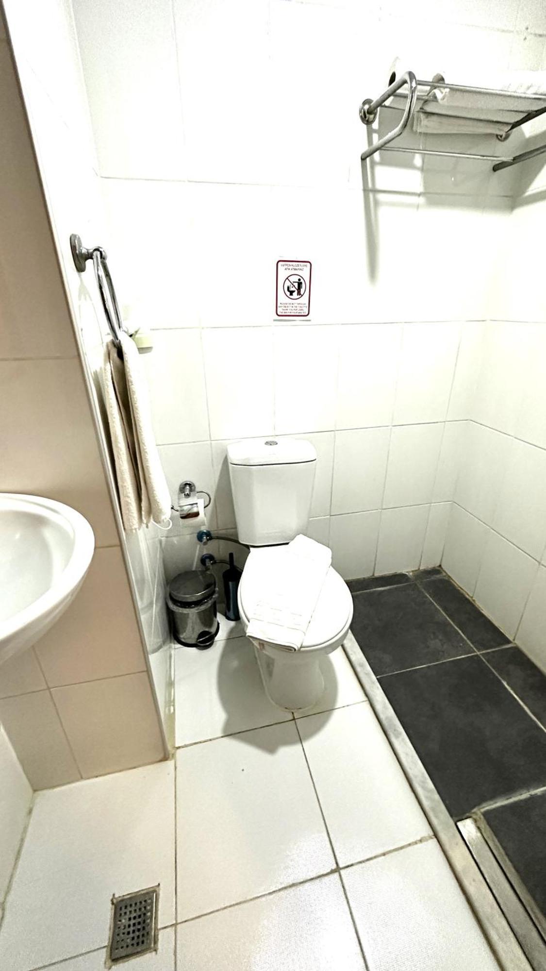 Atesde Dustu Salvara Hotel Isztambul Kültér fotó